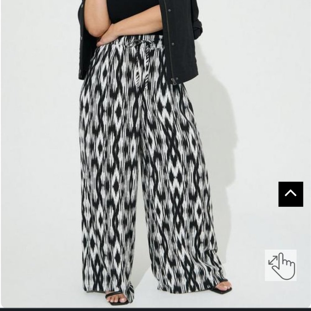 Pull-On Wide Leg Stretch Challis High-Rise Pant